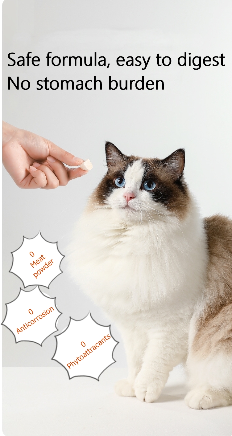 Pet parent feeding PurePaw Bite treats